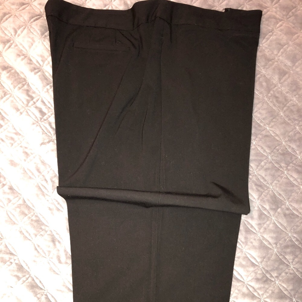 Plus Size Classic Black Capri slacks